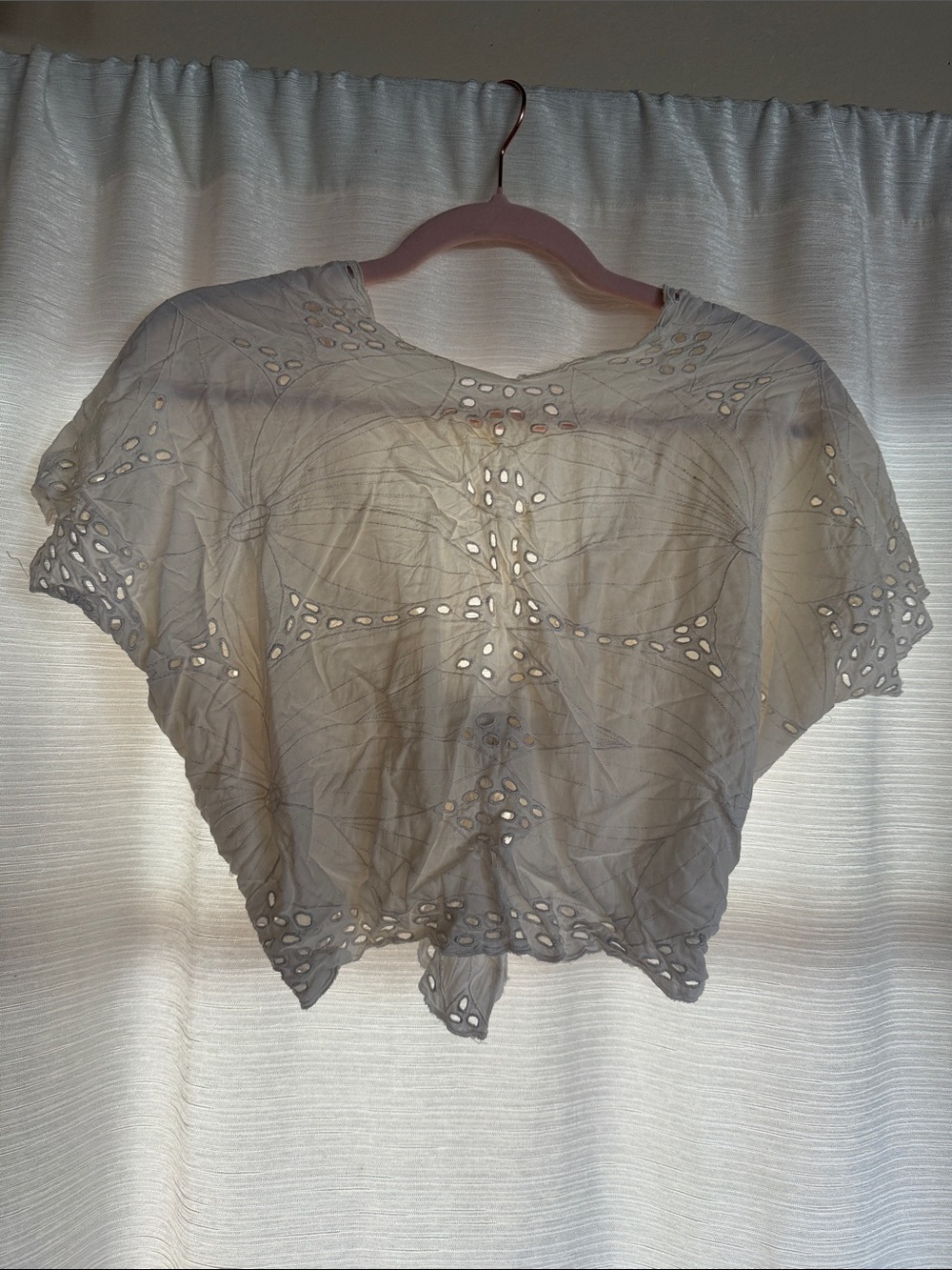 Vintage White Vtg Eyelet cutwork Tie-Front Women's Top Zimmermann boho - Picture 4 of 5